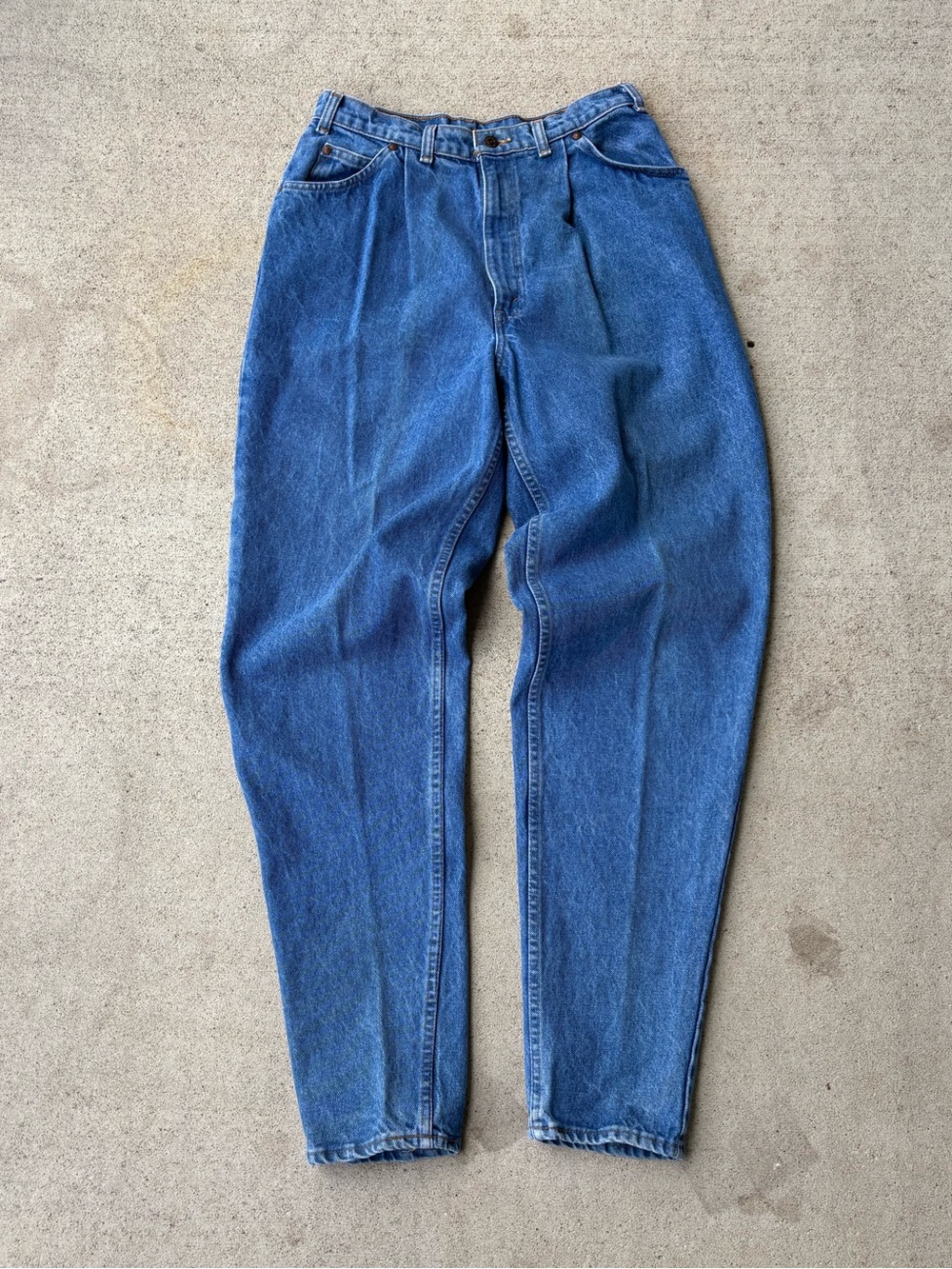 Vintage 80s Levi's Pleated Front Denim Pants High Rise Brown Tab 30x34 - Picture 3 of 10